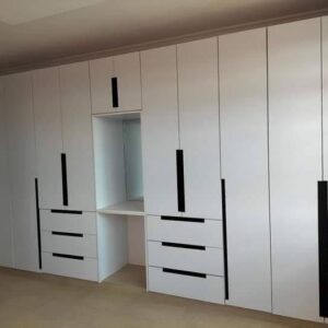 Affordable wardrobes in Onitsha