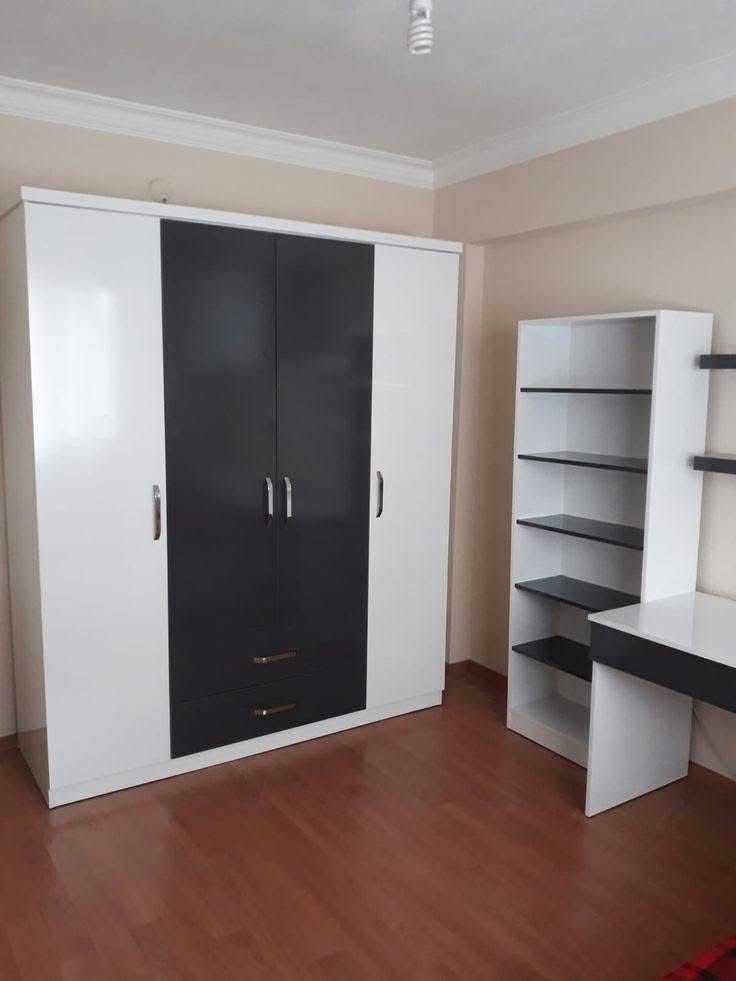 Order wardrobe Delta